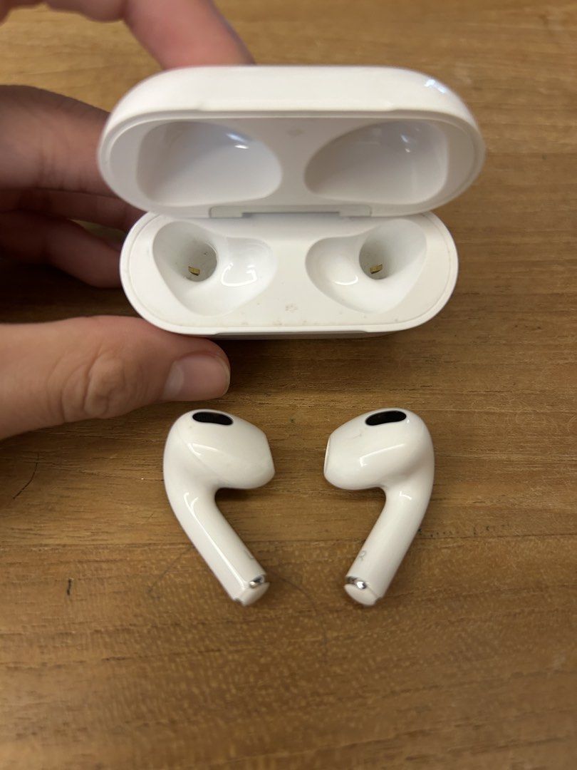 Airpods Gen 3445656124087357442