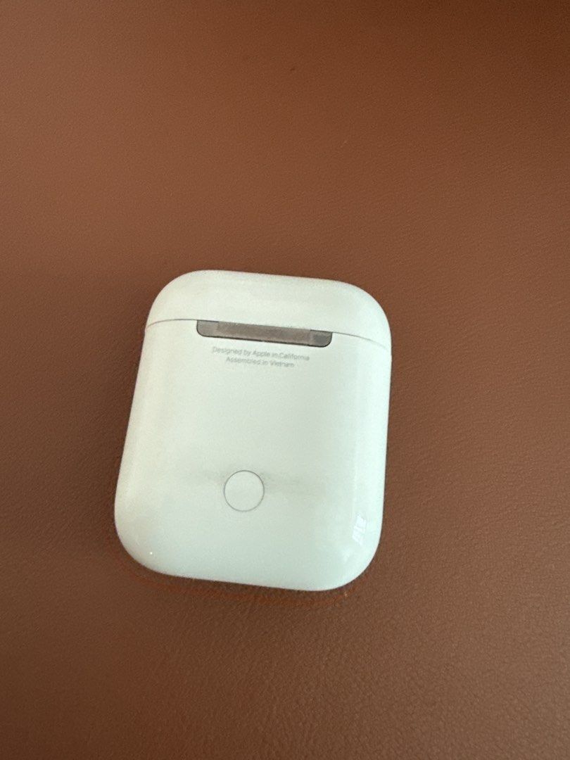 Apple AirPods 446681022276587522