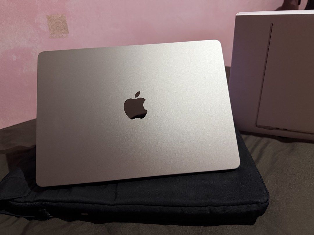 Apple MacBook Air M2 (13.6 Inch)445663258073507843