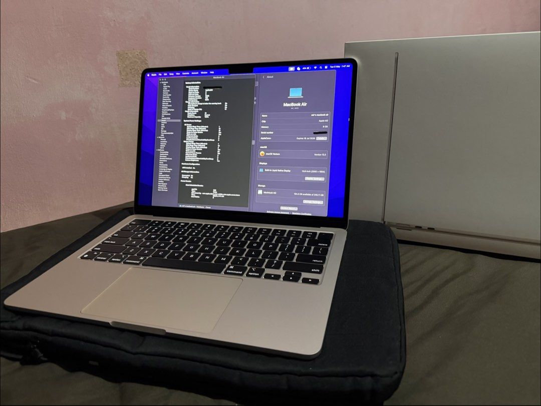 Apple MacBook Air M2 (13.6 Inch)