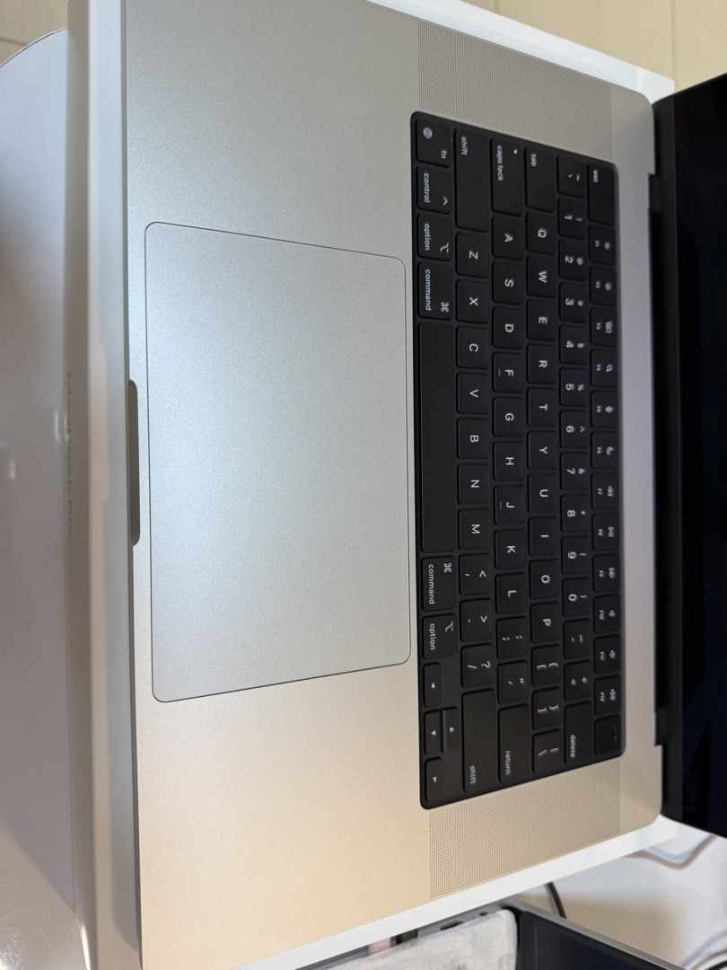 Apple Macbook Pro 16 M4Pro445664140376811520