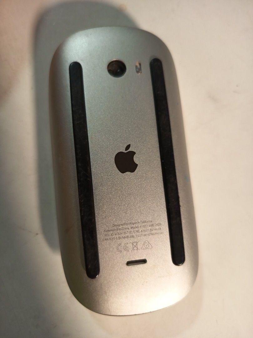 Apple Magic Mouse445937177844797441