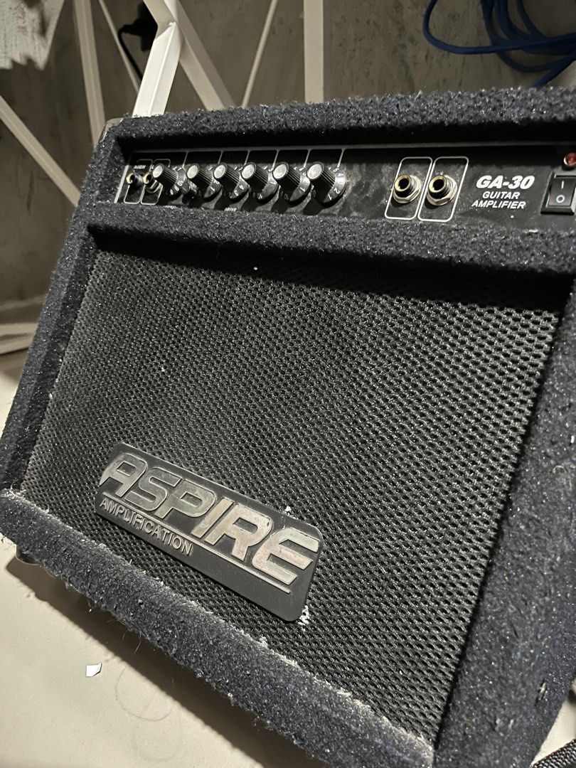 Aspire Electric Guitar Amplifier (Category: Musical Instruments) located in Manila. Submitted by juliuscase08096 (Listing ID 1436196062, Image 3). Description: Aspire Electric Guitar Amplifier 30 Watts Aesthetic: 8/10 Sound Quality: 11/10 (Solid) Solid tumunog, sobrang lakas Cash Value: 4,000 .