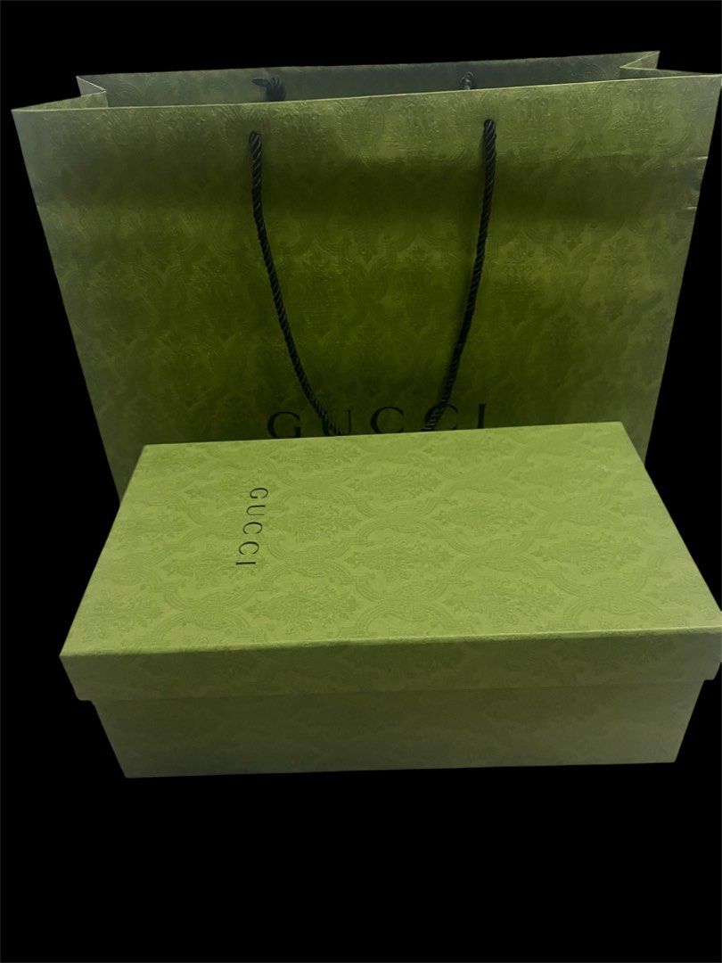 Authentic Gucci boxes (Category: Luxury Bags & Wallets) located in Manila. Submitted by murafinds26 (Listing ID 1436280734, Image 2). Description: Guaranteed authentic Price is per set. Box and paperbag See sizes each box .