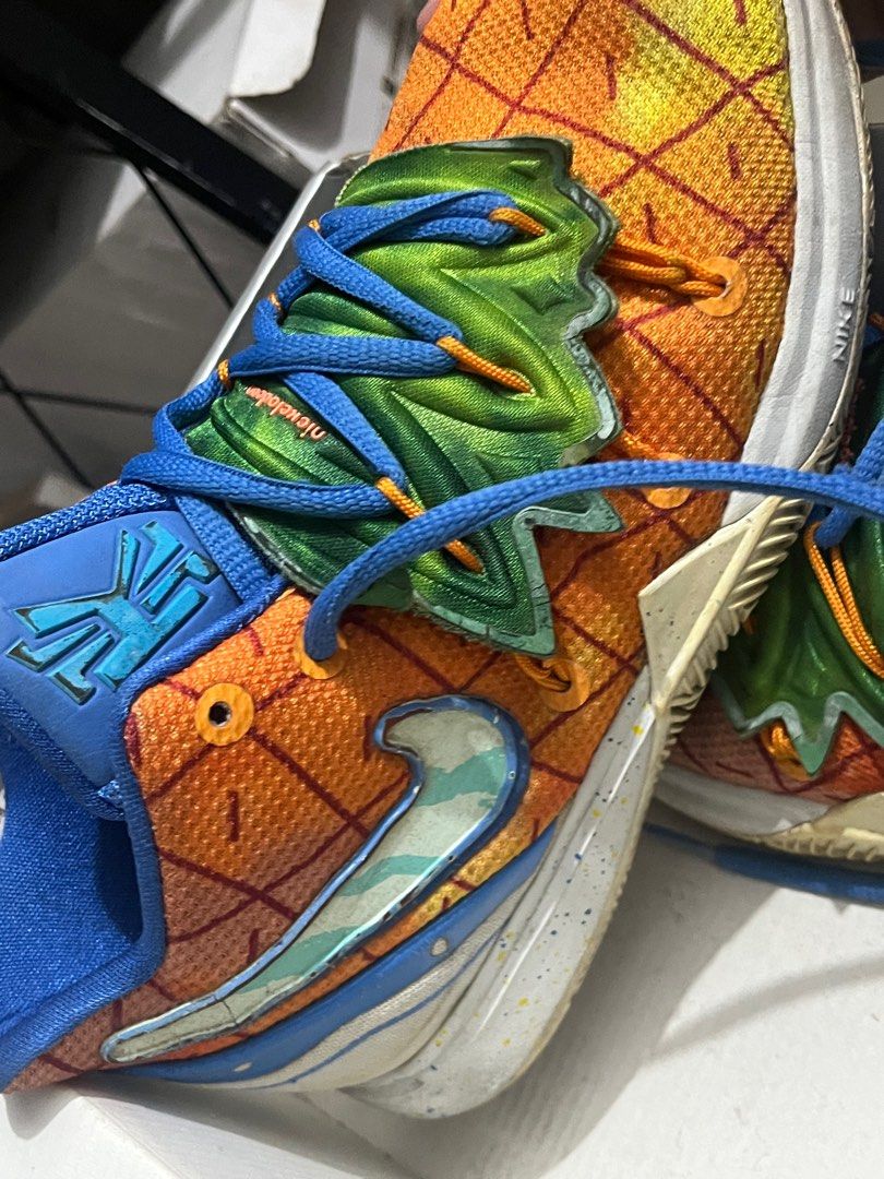 (authentic) NIKE KYRIE 5 - Pineapple House Spongebob Squarepants (Category: Sneakers) located in Manila. Submitted by corecabinet (Listing ID 1436166734, Image 3). Description: BOUGHT FROM THE US size: 5-6Y condition: well condition, just need to clean ! rfs: ‘di na po ginagamit :(.