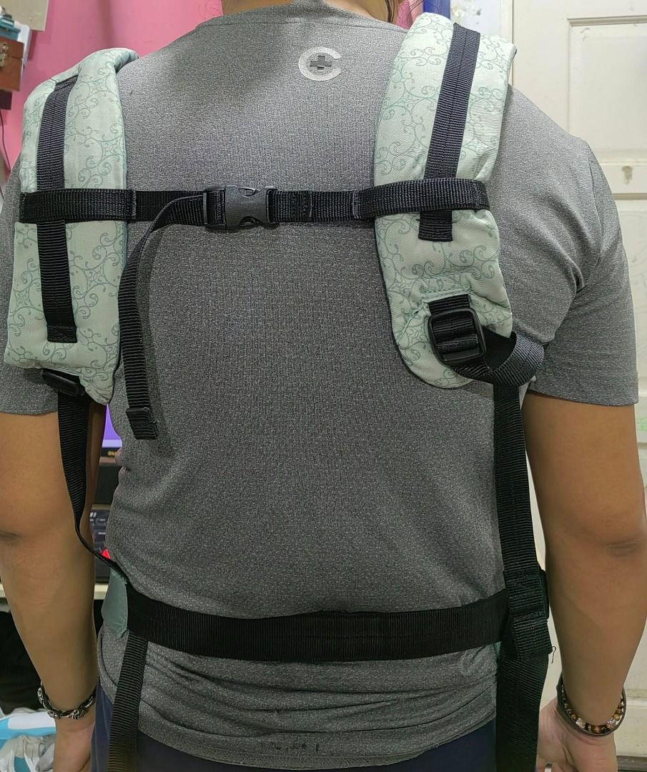 Baby Carrier - COMBI (Category: Carriers & Slings) located in Cebu City. Submitted by dudes_villanueva (Listing ID 1436220087, Image 2). Description: Baby Carrier Brand: COMBI 2-Way Carrying: It can be used for front-facing In good condition Japan Quality .