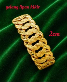 (Category: ) located in . Submitted by midahsfashion (Listing ID 1414626438, Image 1). Description: .