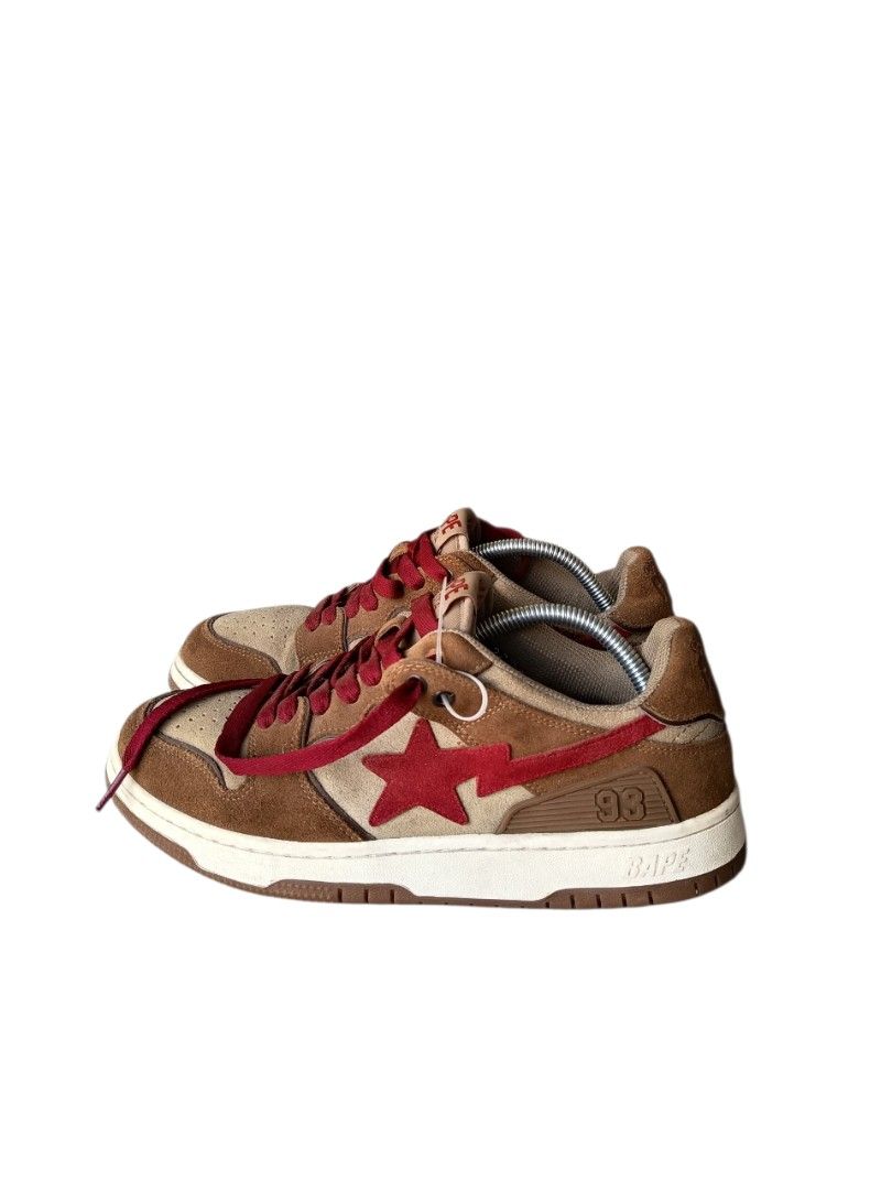 Bape (Category: Sneakers) located in Cuartero. Submitted by geobarredo (Listing ID 1436143016, Image 1). Description: BAPE Sk8 Sta Low 'Wheat Red'🔥 Elevate your rotation with these standout Sk8 Stas. Featuring a premium wheat-colored nubuck upper and that signature bold red star, these are a must-have for any BAPE collector. Released as part of the 2021 collection, they perfectly blend vintage skate vibes with modern streetwear luxury. •Conditio