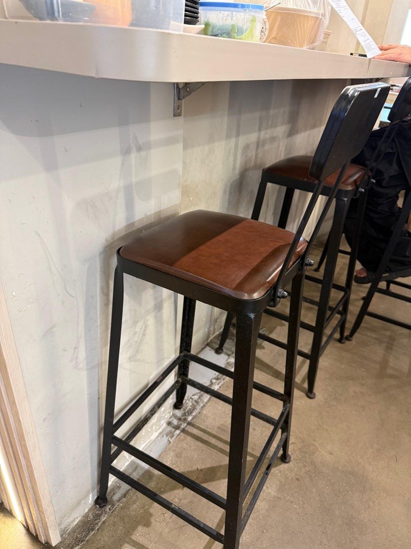 Bar Chair and Ice Maker Machine