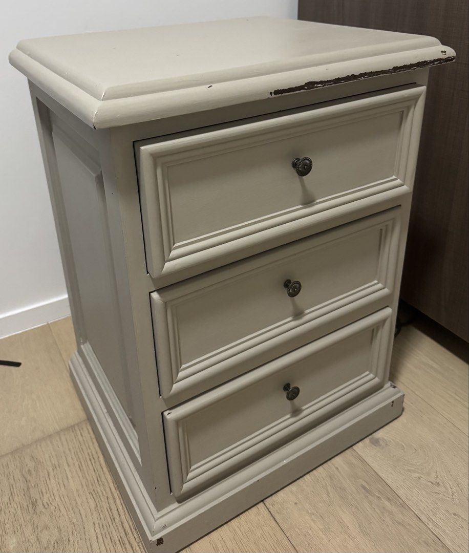 Bedside table