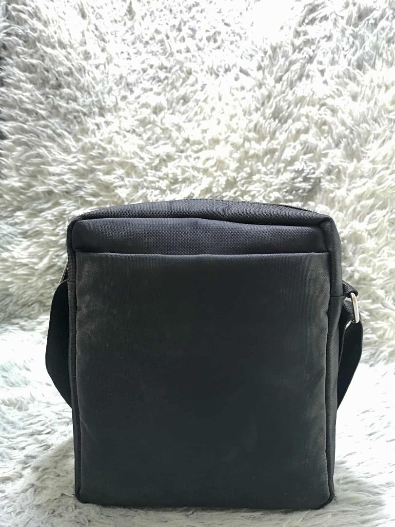 Black Men Zipper Closure Sling Bag (Category: Sling Bags) located in Santa Cruz. Submitted by jmy_surplus.2 (Listing ID 1436175816, Image 3). Description: Size ; L - 11 W - 10 Color ; Black Type ; Sling Bag Brand ; No Brand Material ; Nylon Style ; Black Zipper Closure Sling Bag LR 154 JMY 3 Batch #203.