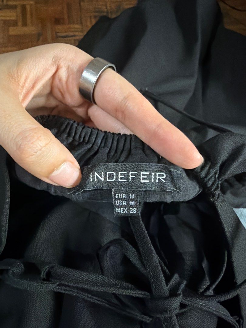 Black Mini Drees - Backless with Ribbon and Puffy Sleeves (Category: Dresses) located in Pasig City. Submitted by _annika (Listing ID 1436214659, Image 3). Description: .