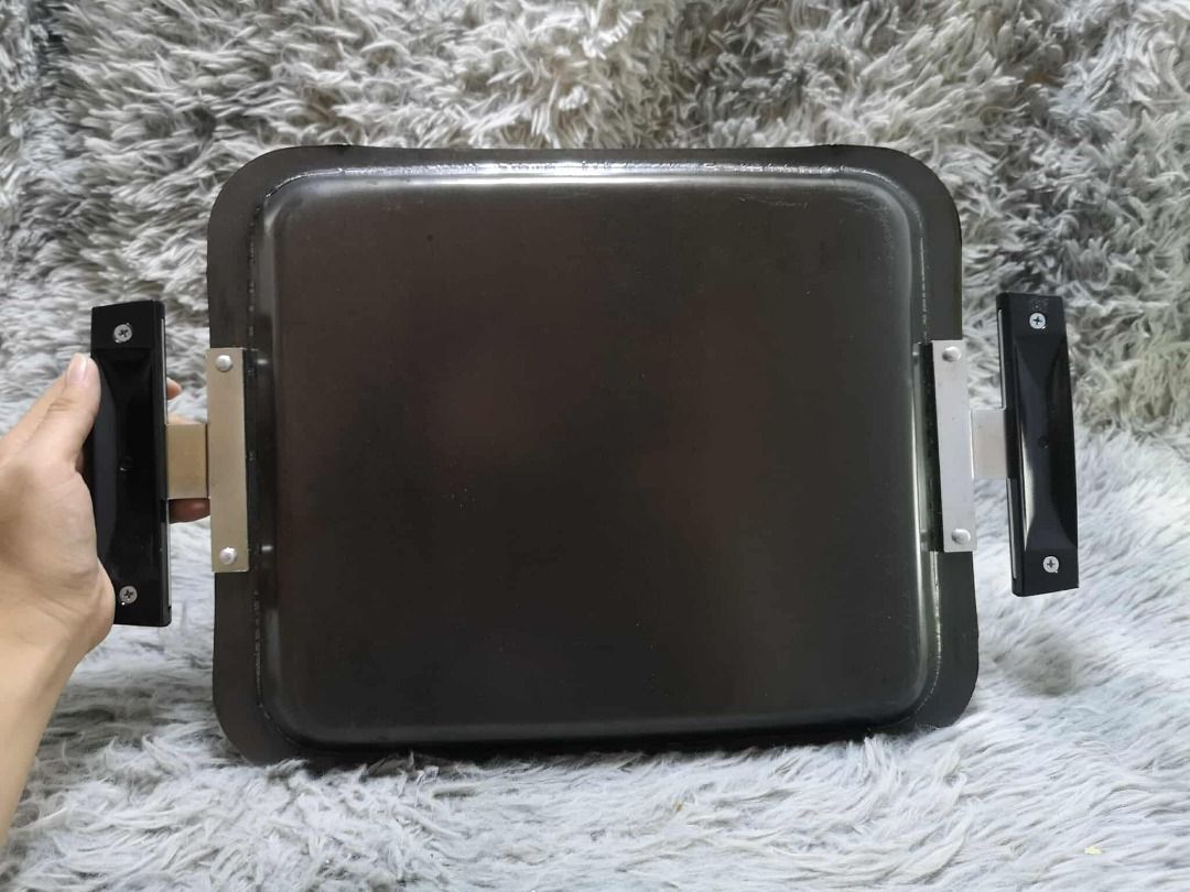 Black Nonstick Griddle Pan (Category: Cookware & Accessories) located in Santa Cruz. Submitted by jmy_surplus.2 (Listing ID 1436127633, Image 2). Description: Size ; L - 28 W - 45 H - 2 Color ; Black Type ; Pan Brand ; No brand Material ; Iron Style ; Skillet With Dual Handle JMA JMY 5 Batch #202.