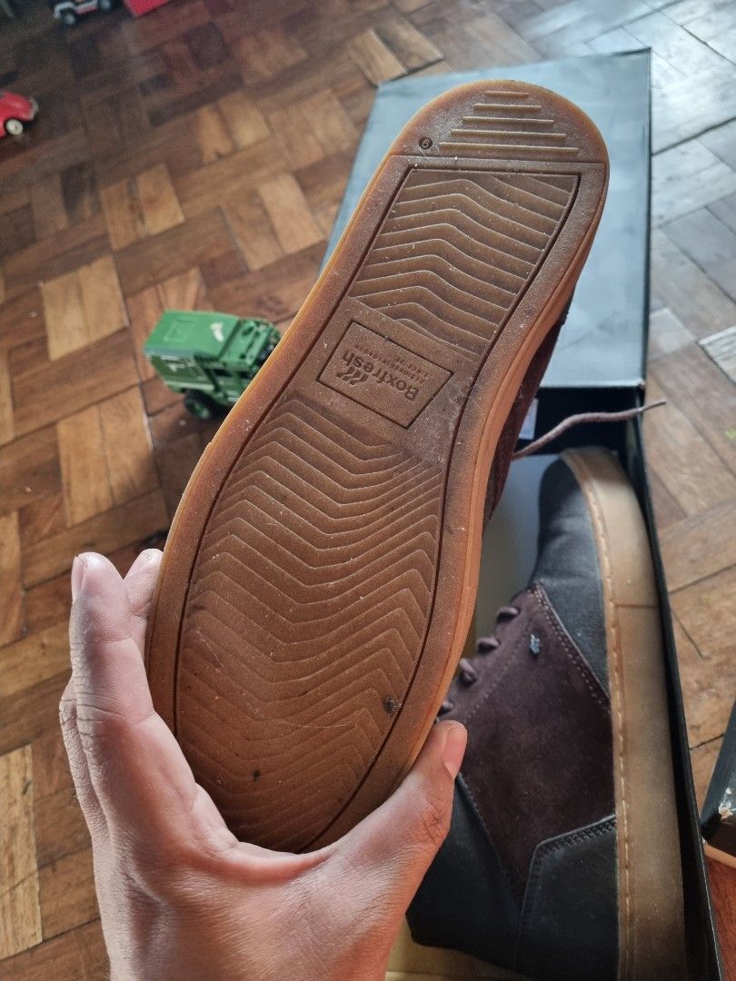 Boxfresh Chukka Boots - Size UK 10 (Category: Boots) located in Quezon City. Submitted by fpam13 (Listing ID 1436282723, Image 2). Description: - Boxfresh chukka boots - Size: UK 10 / EUR 43 - Color: Brown and grey - Features patterned interior - Brown sole - Includes original box - Made in Vietnam.