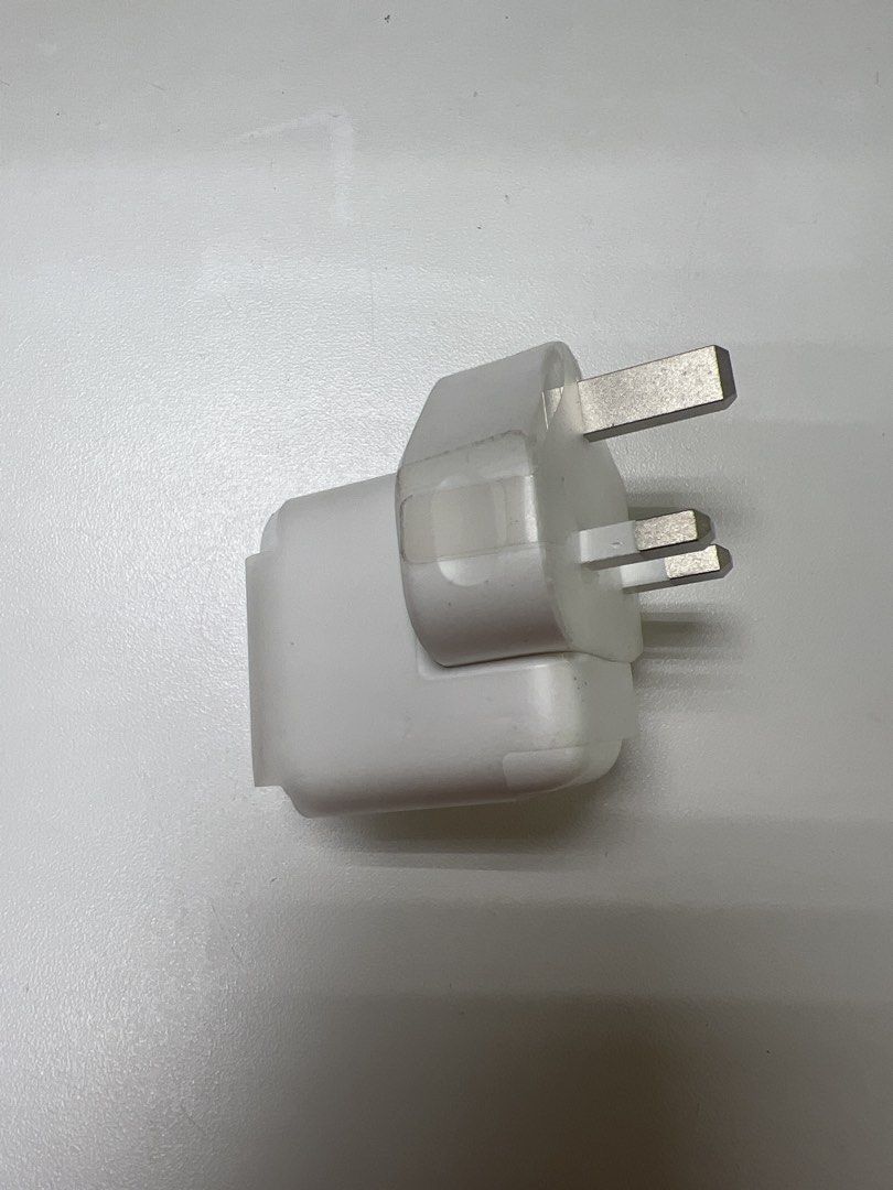 brand445667669601177601