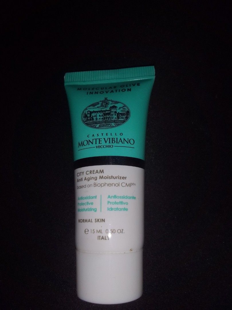 Castello Monte Vibiano Skincare Set (Category: Face Care) located in Baguio. Submitted by eskimoprime (Listing ID 1436185957, Image 2). Description: Notes: - All brand new - Set contains Hydrating Facial Mist, City Cream Anti Aging Moisturizer, and Lip Balm - Made in Italy - Feel free to pm for more pics.