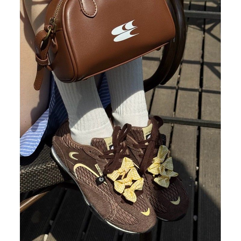 CATSOFA Fisherman Sneakers Size 38 (Category: Sneakers) located in Aparri. Submitted by shelfofjes (Listing ID 1436135401, Image 3). Description: 🐟 Catsofa Fisherman Sneakers Size: 38 used twice 🫧with box, and freebies/laces payment: gcash or maribank delivery: jnt only (fee shouldered by buyer) PM if sure buyer thanks.