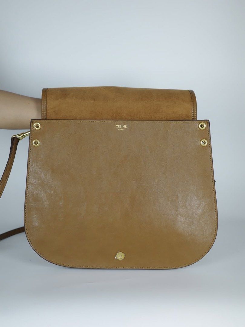 Celine Soft Triomphe Besace (Category: Luxury Bags & Wallets) located in Bulacan. Submitted by gentle.stuffy (Listing ID 1436247520, Image 3). Description: - In excellent condition. - Dm the last price for sure buyer. - Dm for the other infos and photos. - Strictly Payment First. &MOP: Bank, Gcash MOD: lalamove, J&T, LBC or buyer preferred choice. The buyer will shoulder the shipping fees..