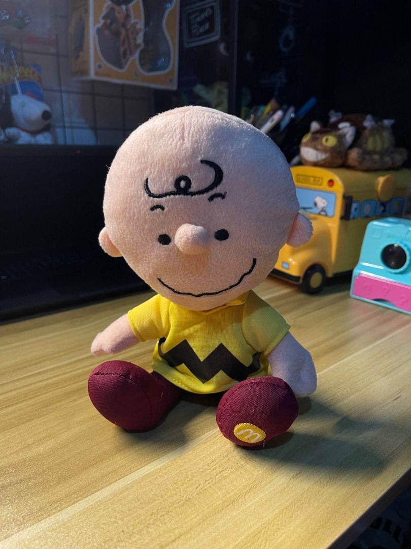 Charlie Brown Peanuts x McDonalds, Hobbies & Toys, Toys & Games on ...