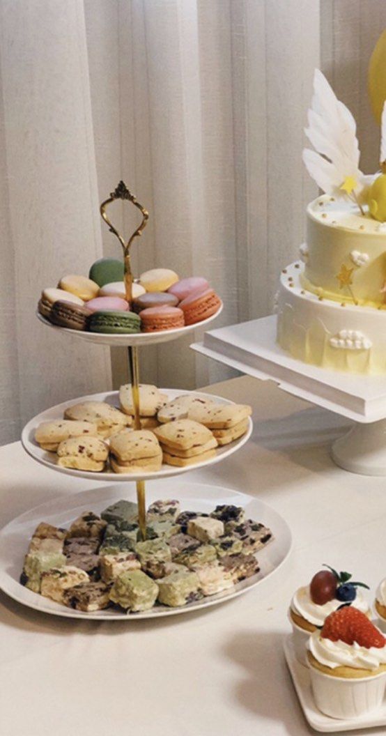 Clearance sales ! 3 tier ceramic dessert stand446002990333317125