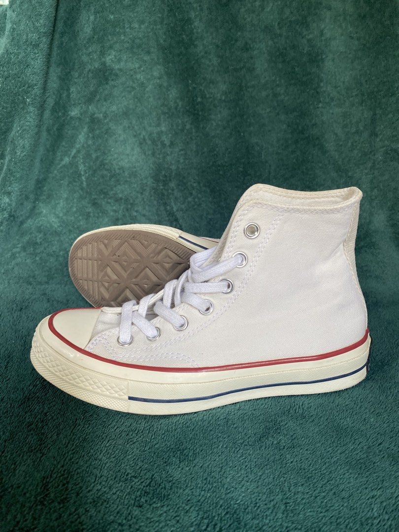 Converse Chuck 70 High - Parchment (Category: Sneakers) located in Batangas. Submitted by patchiee080750 (Listing ID 1436167059, Image 1). Description: Selling my Converse Chuck 70 High in parchment – classic, clean, and goes with everything. ✨ Condition: Excellent / like new ✨ Freshly cleaned – ready to wear ✨ Minimal signs of use (see photos) ✨ No major flaws, well taken care of ✨ Comes with box Size: Men’s 3 / Women’s 5 📌 RFS: Bought the low-