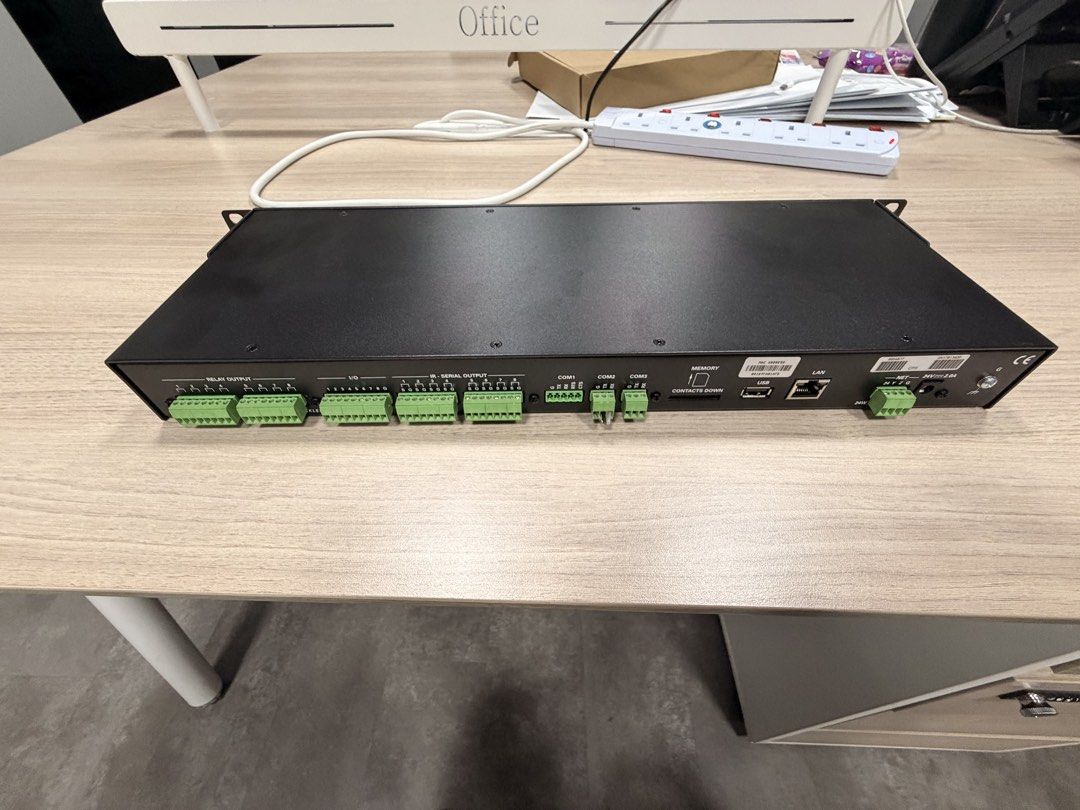 Crestron CP3 Advanced Control Processor with touch panel445951124387276802