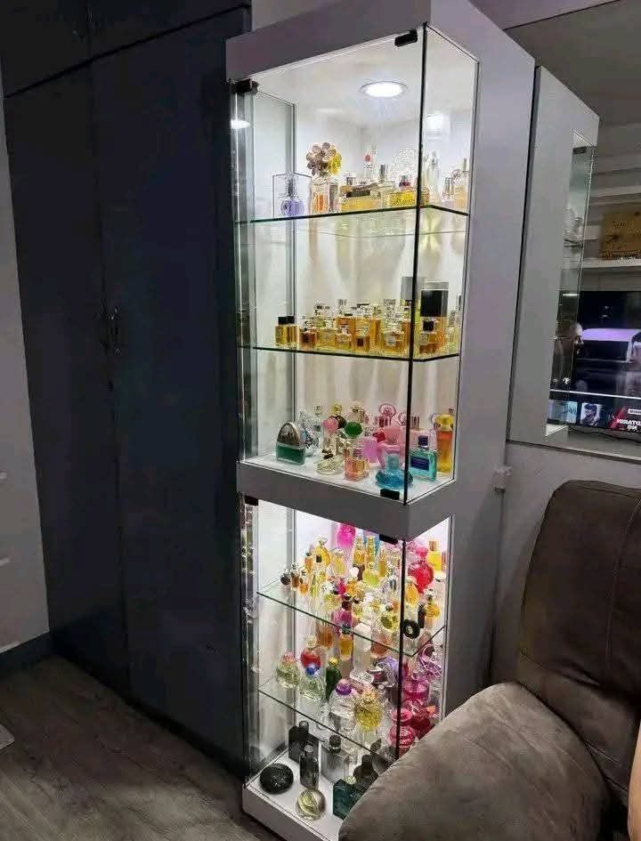 Curio glass cabinet (Category: Shelves, Cabinets & Racks) located in Mabalacat. Submitted by joemamangun01 (Listing ID 1436151751, Image 2). Description: CURIO GLASS CABINET DISPLAY WITH PIN LIGHT .