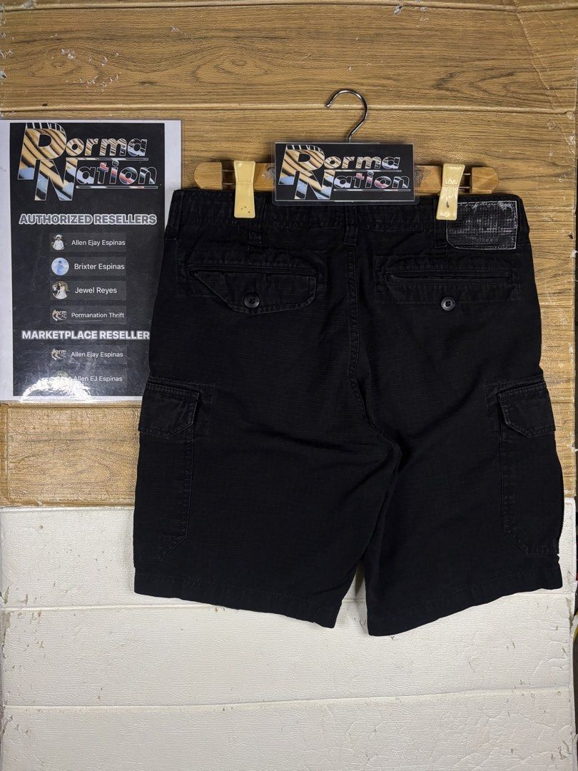 DC SHOES USA ROOMY CARGO SHORT (Category: Shorts) located in Cabuyao City. Submitted by pormanation-thrift-store (Listing ID 1436285687, Image 1). Description: DC SHOES USA ROOMY CARGO SHORT Condition: EXCELLENT Color rate: 9/10 Size: 30 Dimes: 32”Wx18.5”L Issue: PATCH Price: 350.