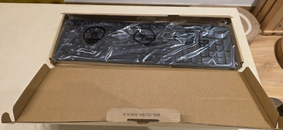 Dell Multimedia Keyboard - Brand New445936291850506240