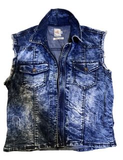 (Category: ) located in . Submitted by shop.with.abby (Listing ID 1436106551, Image 1). Description: .