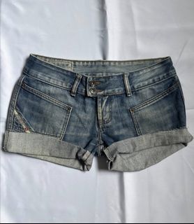 (Category: ) located in . Submitted by cleeeeese (Listing ID 1436235478, Image 1). Description: .