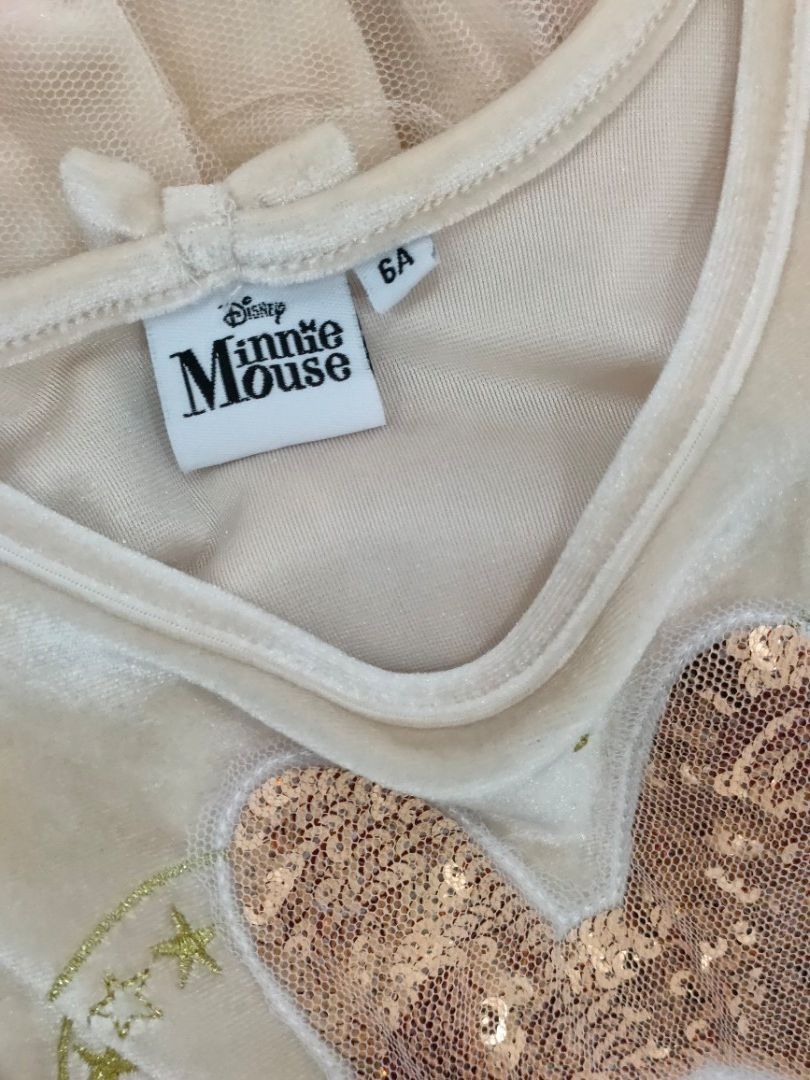 ✨Disney Cream Dress ✨ (Category: Babies & Kids Fashion) located in Tagaytay City. Submitted by thebigdeclutter (Listing ID 1436230079, Image 2). Description: 💯 LIKE NEW/BRAND NEW 📏 Length Size hanggang baba: 24inches 📏Stretch until 15inches 📏Relax 11.5inches 📷 Actual Photos Posted ♥️ USED ONCE FOR SCHOOL CHRISTMAS PARTY 😍Super Ganda in actual 🥰 ✅ FIT 4-6 💸P200 if madami kukunin💸 or ileless ko pa 🤗.