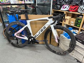 （分類：）位於 。 由 bblo106 提交（商品編號 1436165333，圖片 1）。簡介： 。