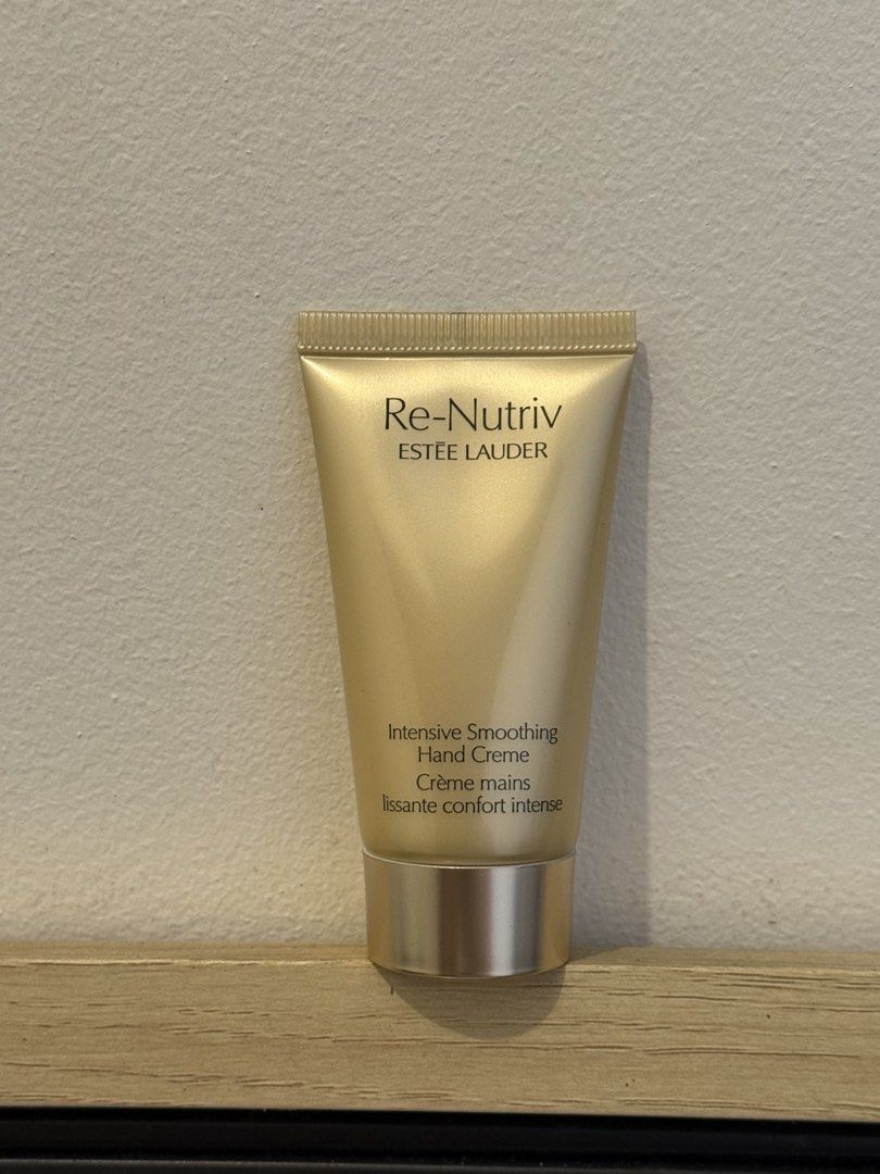 Estee Lauder Re-Nutriv Intensive Smoothing Hand Creme (Category: Body Care) located in Quezon City. Submitted by quirksandcurls (Listing ID 1436231079, Image 1). Description: .