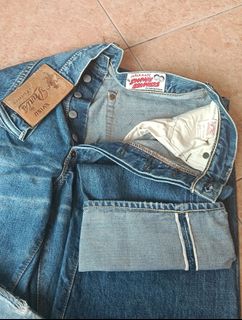 (Category: ) located in . Submitted by gomothriftstore (Listing ID 1436109939, Image 1). Description: .