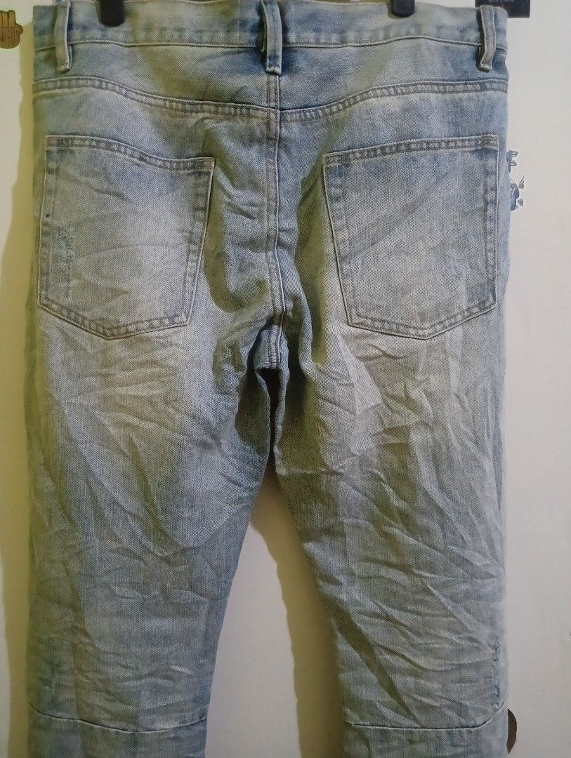 Fear of God (Category: Jeans) located in Quezon City. Submitted by stayhythrifted_2024 (Listing ID 1436182716, Image 2). Description: W- 34-35 L- 42 thigh - 11 leg opening - 7.