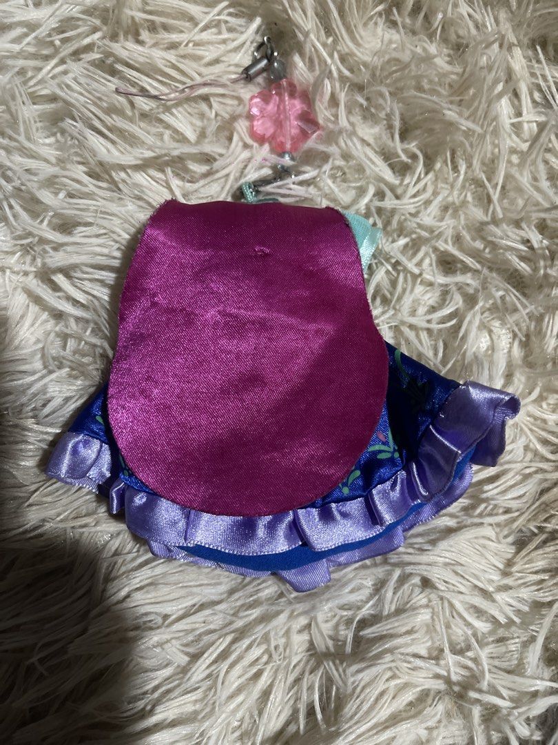 Frozen Anna Dress Keychain (Category: Character Goods) located in Muntinlupa City. Submitted by joanofarc1013 (Listing ID 1436101010, Image 2). Description: cut tag from japan auction.