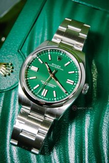 (Category: ) located in . Submitted by watchyours (Listing ID 1436158990, Image 1). Description: .