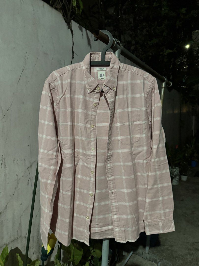 Gap long sleeves (Category: Formal Shirts) located in Quezon City. Submitted by tempestdouble (Listing ID 1436263391, Image 1). Description: -22x30 -sz m on tag -no issues.