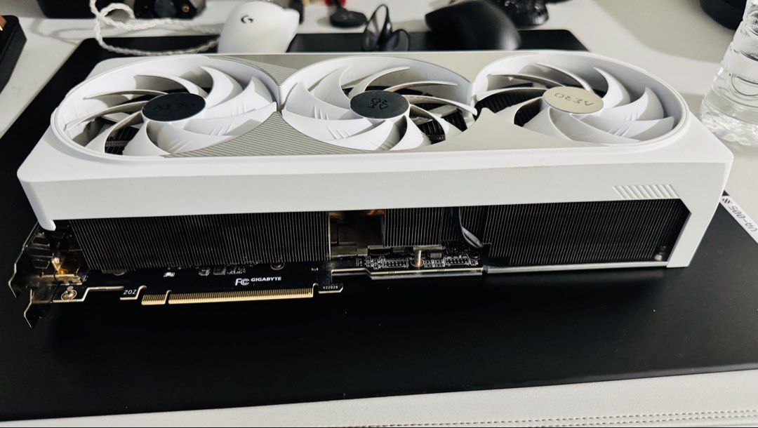 Gigabyte 4090 AERO WHITE445553474127810561