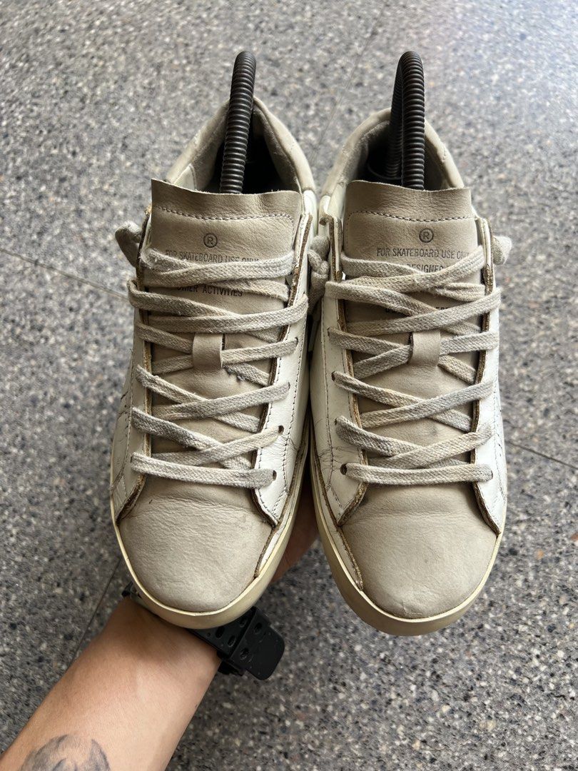 Golden Goose (Category: Sneakers & Footwear) located in Bacolod City. Submitted by novymae23 (Listing ID 1436136965, Image 3). Description: GGDB Size 37 Excellent Minor Sign of Usage.