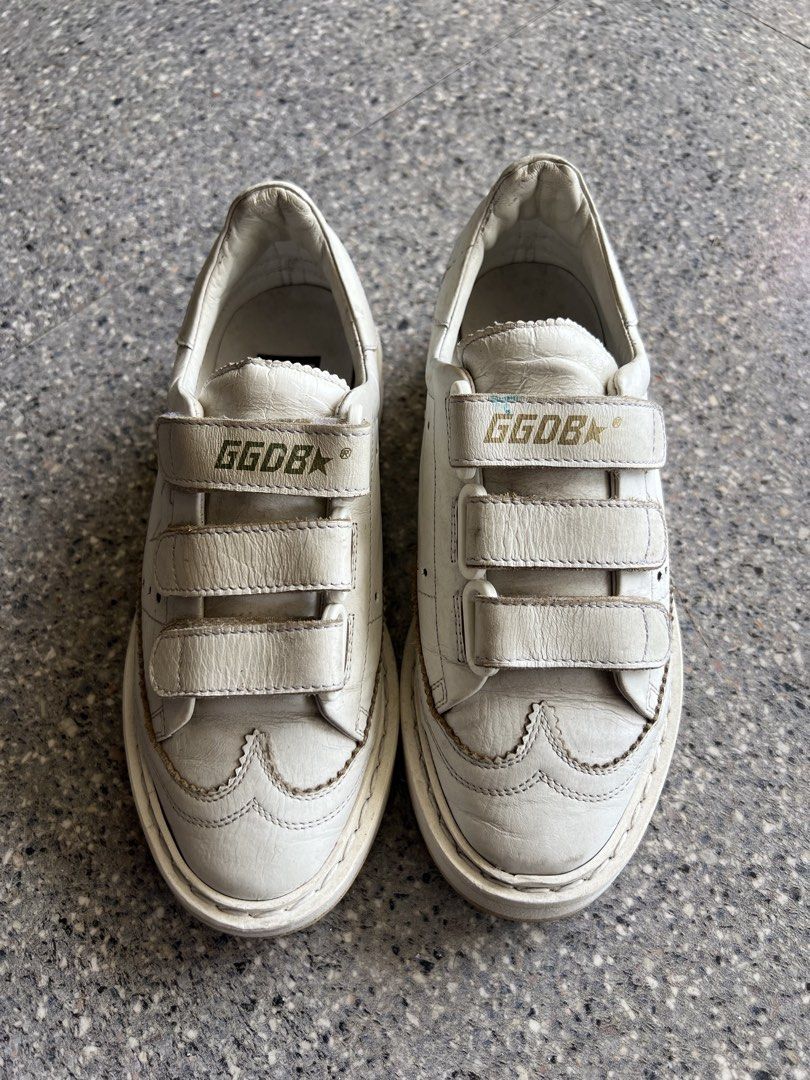 Golden Goose (Category: Sneakers & Footwear) located in Bacolod City. Submitted by novymae23 (Listing ID 1436137477, Image 3). Description: GGDB Records 'Rare Pair' Size 35 Excellent Condition With Minor Sign Of Usage .