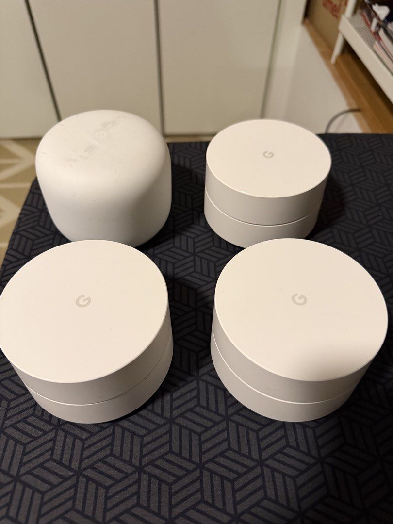 Google Nest Wifi Router and Points445424353695518720