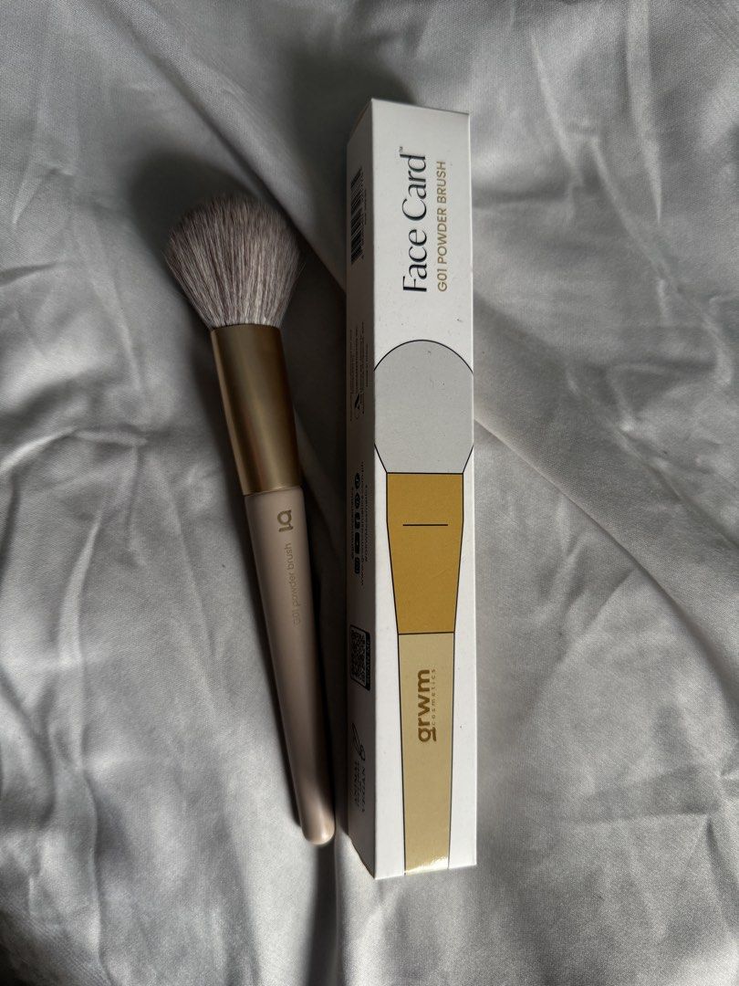 GRWM Cosmetics Face Card Powder Brush (Category: Makeup) located in Manila. Submitted by stuffbyabby (Listing ID 1436134313, Image 3). Description: AVAILABLE AND LAST PRICE na. Low ballers will be ignored. If hindi afford, wag na mag inquire. Don’t waste time asking if available pa. It’s available as long as this post is not marked sold and interested buyers haven’t paid. RFS: Decluttering. have too many brushes Once you “Make Offer”, please sett