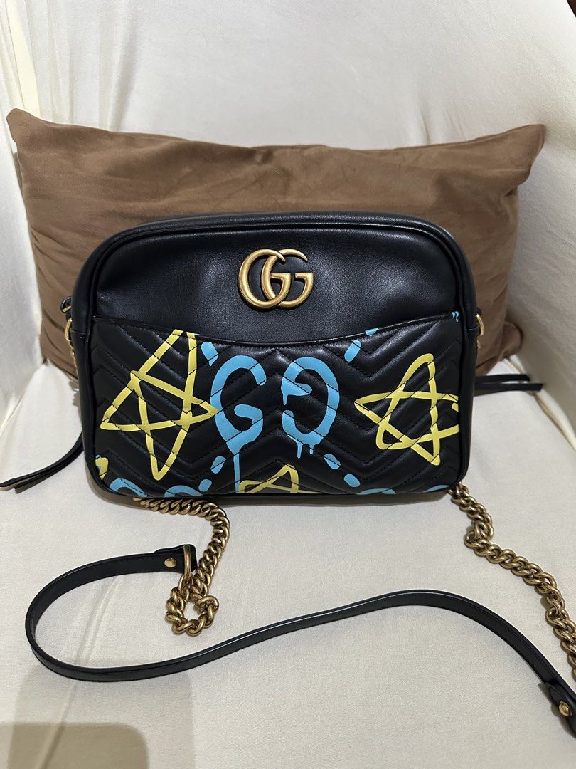Gucci Ghost Sling Bag (Category: Luxury Bags & Wallets) located in Las Pinas. Submitted by celiae (Listing ID 1436139776, Image 1). Description: Preloved with paperbag.
