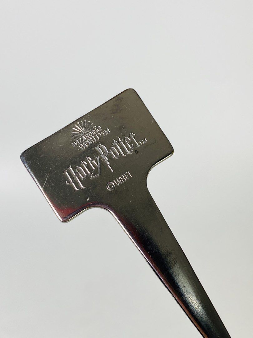 Harry Potter x Baskin Robbins Dessert Spoon (Category: Dinnerware & Cutlery) located in Bacoor. Submitted by banananana12 (Listing ID 1436144637, Image 2). Description: Harry Potter x Baskin Robbins Dessert Spoon 5 inches Bacoor, Cavite Flash Express / Lalamove.