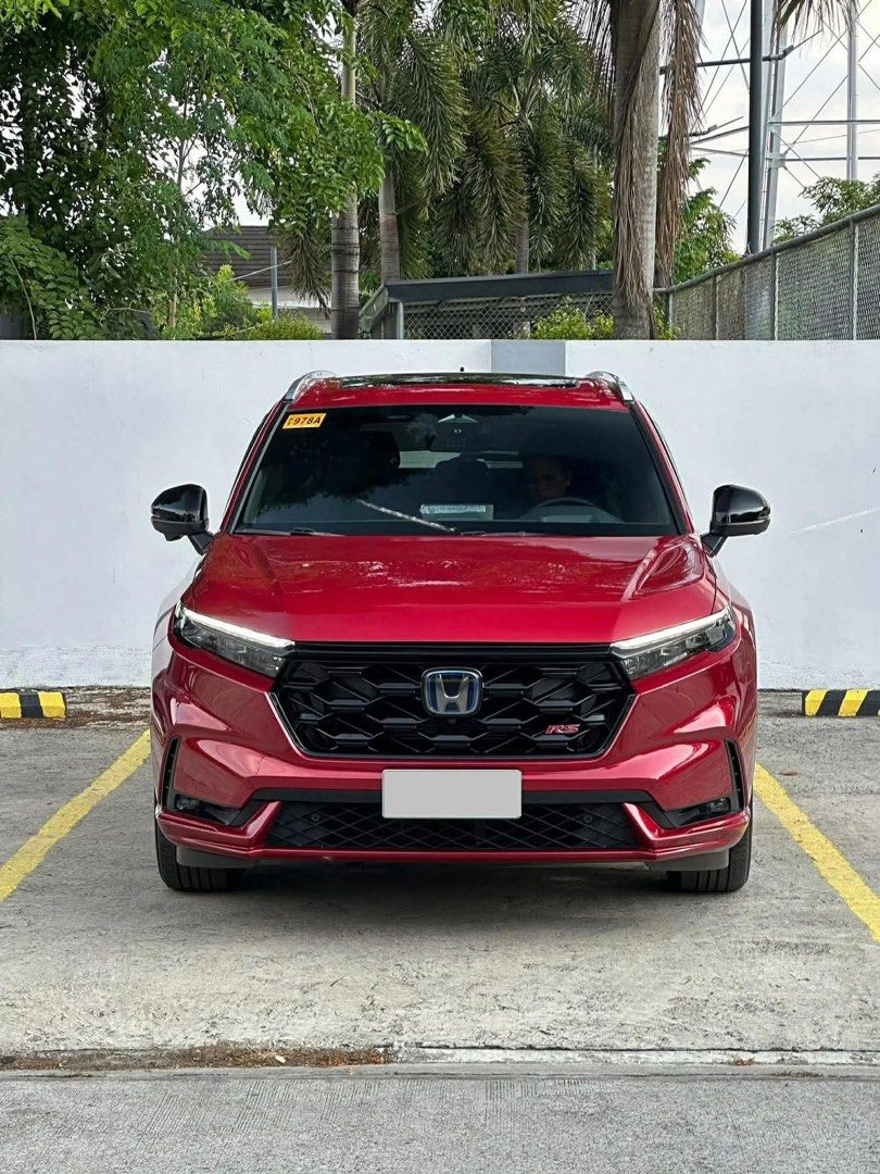 Honda CR-V RS HEV Auto (Category: Used Cars) located in Manila. Submitted by quality_cars (Listing ID 1436178876, Image 1). Description: ‼️For sale / Trade In / Financing OK‼️ 2025 Honda CRV RS HEV - Engine: 2.0L Inline-4 Atkinson Cycle (Hybrid) - Hybrid System: Honda e:HEV (Dual Motor) - Transmission: E-CVT (Electronic CVT) - Drivetrain: AWD (RS variant) - 5 seaters - POWER OUTPUT: * Gas engine: ~145 hp / 183 Nm * Electric motor: ~181 hp / 335 N