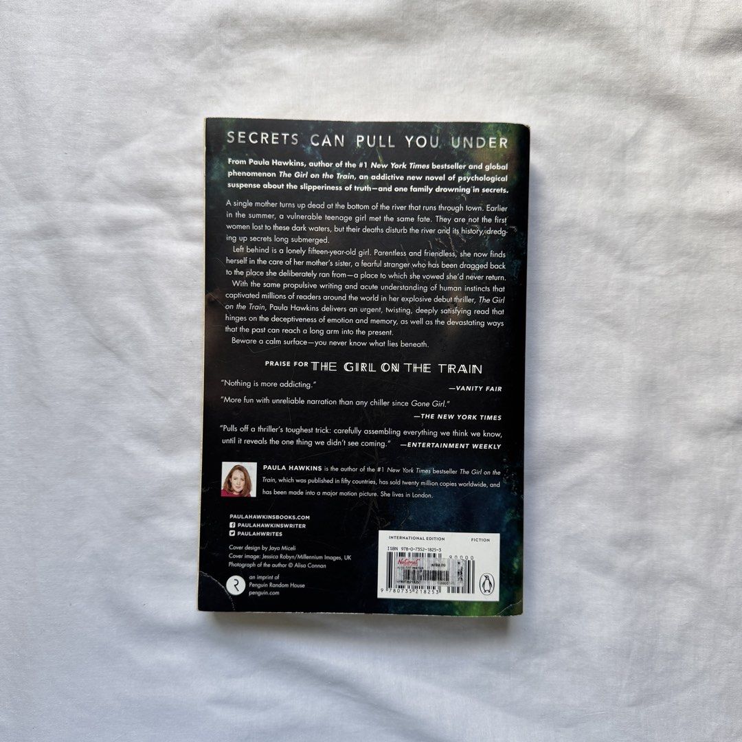 Into the Water by Paula Hawkins (Category: Storybooks) located in Quezon City. Submitted by nowemi (Listing ID 1436166184, Image 3). Description: Into the Water by Paula Hawkins - no ripped pages - no writing or any pen or pencil marks - a bit of yellowing pages - folded pages MOP: - Gcash, Maya, Maribank Delivery / Meet Up Information: From 📍Quezon City - via lalamove, grab, gogo express, or jnt - Shipping fee will be shouldered by the buyer - 