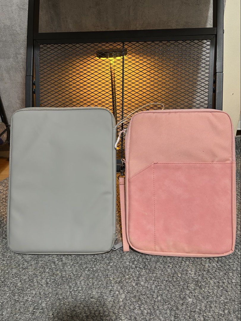 Ipad/Tablet/Gadgets Bag (Aspack) (Category: Laptop Bags & Sleeves) located in Tarlac. Submitted by t.gonzales (Listing ID 1436143602, Image 1). Description: Bag for ipad/tablet or gadgets Excellent Condition Rarely used Bought: Ayala Mall -may dots lang po na malilit yung pink but doesn't affect the comfortability of the gadgets and still presentable naman Size both 12by9 inches Price: 199 Aspack ( 150 each ) Rfs: Declutterring meetup: Tarlac Cit