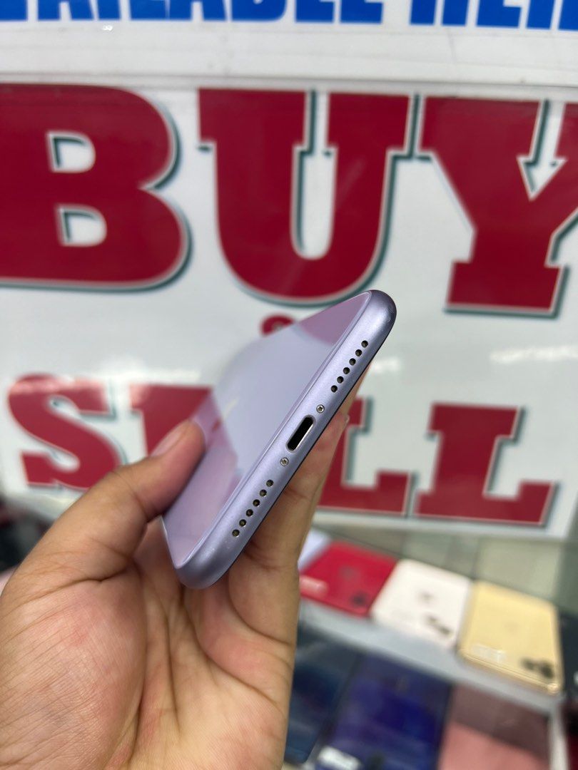 IPHONE 11 256GB (Category: iPhone 11 Series) located in Manila. Submitted by farhanadau39938 (Listing ID 1436109173, Image 2). Description: IPHONE 11 256GB {STORAGE:256GB} {DUAL SIM} {OPENLINE/ANYSIM} {NO ISSUE} {NO REPAIR HISTORY} {GOOD AS NEW} {FACE ID} {TRUETONE} {LEGIT/ ORIGINAL} {NOT REFURBISHED} {UNLI RESET} {99SMOOTH} *OPEN FOR COD/COP* {COD cash on delivery{personal rider} {COP cash on pick up} {COP via LBC} *PHYSICAL STORE 📍greenhills s